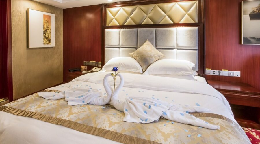 Presidential Suite Bedroom onboard China Goddess 2 Cruise Ship