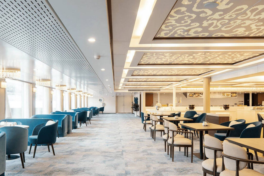 VIP Dining Room on China Goddess 3 Cruise Ship