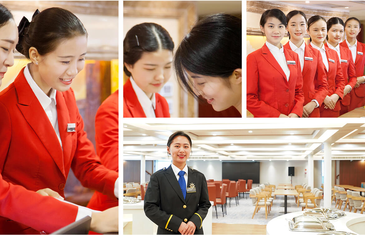 friendly staff on the Yangtze River cruise ship